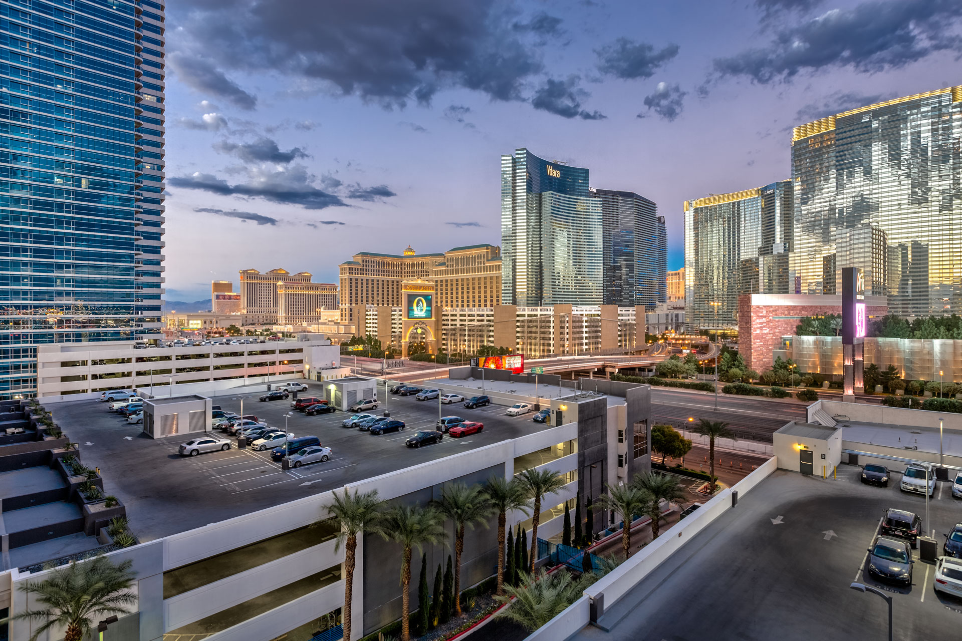 views-from-panorama-towers-811-vegas