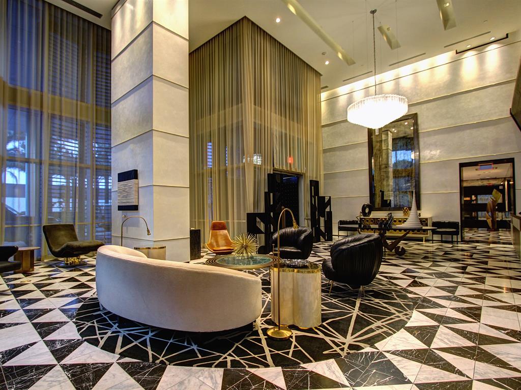 The-martin-condos-las-vegas-lobby-redesigned-by-kelly-woerstler